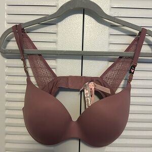 *** new with tags… Victoria’s Secret size 36C brawl, light purple color